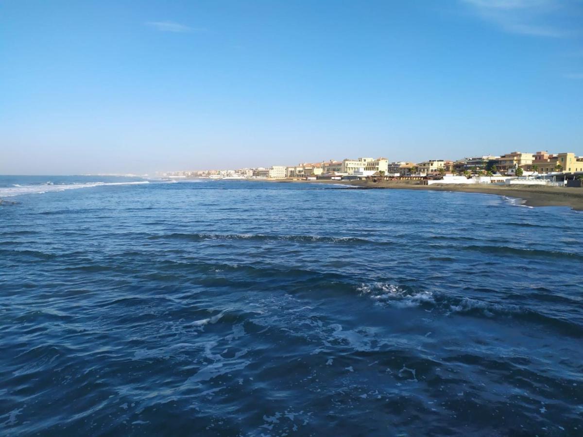 Casa Miamia Per Vacanza, Viaggi Di Lavoro E Smartworking Lido di Ostia Kültér fotó